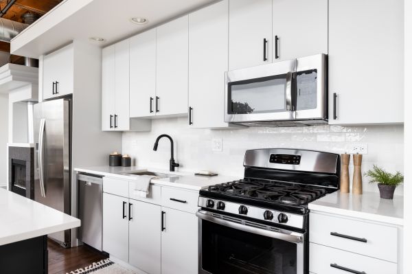 Cabinet Restyling in Belton